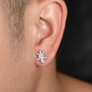 925 Sterling Silver Moissanite D Flower Cross Stud Earring