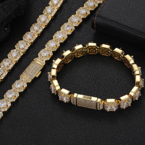 10mm Zirconia Heart Chain Ice Sugar Brass Necklace